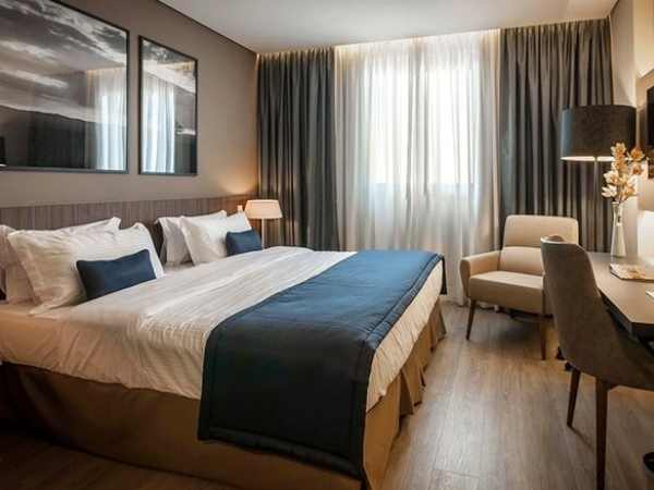 Luxury blackout bedroom curtains Dubai