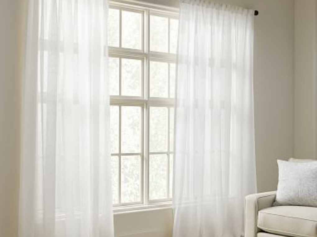 Custom sheer drapes for window fittings