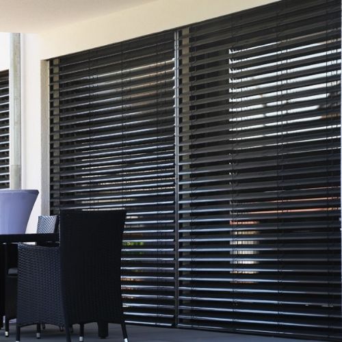 Stylish window blinds available in Dubai