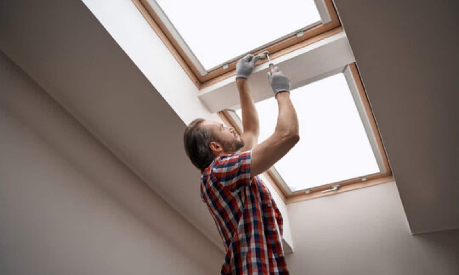Dubai modern skylight blind setup