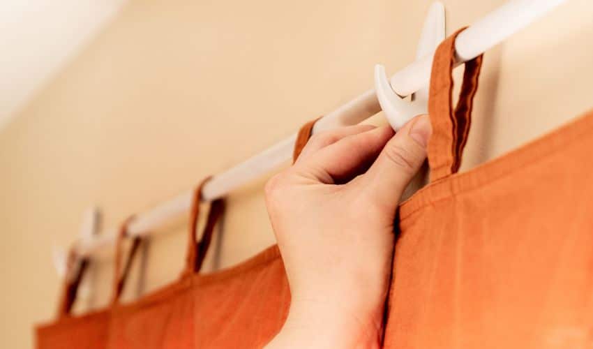 Hanging Curtains